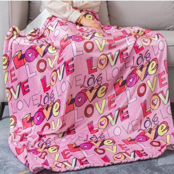Other - Love You Gifts for Mom Wife Friends Lovers Soft Flannel Throw Girls Heart